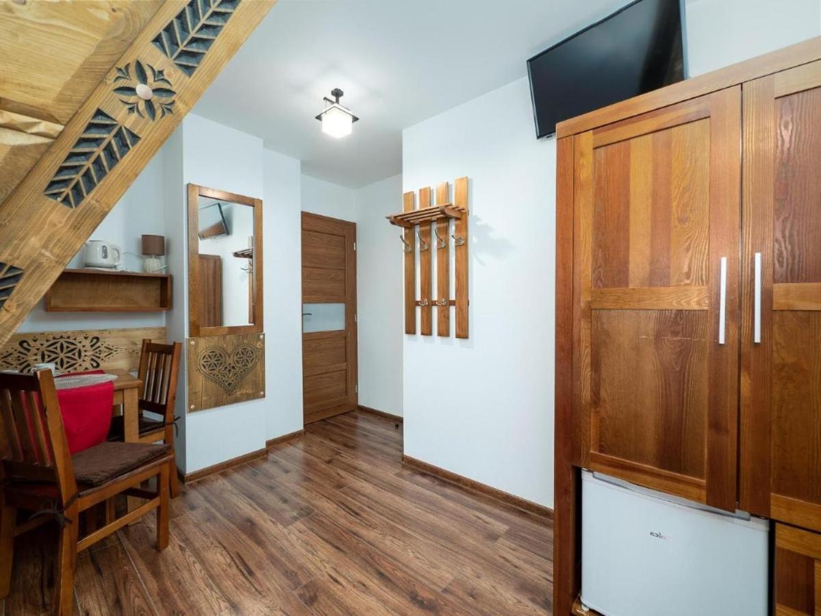 Pod Reglami Sauna & Jacuzzi Bed and breakfast