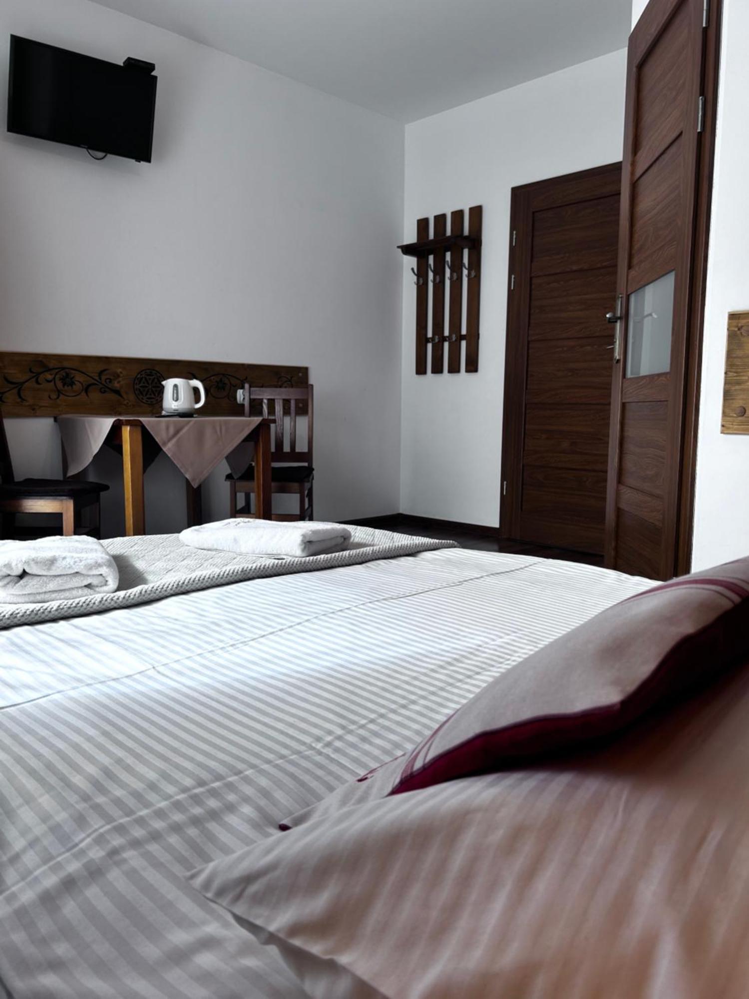 Bed & Breakfast Pod Reglami Sauna & Jacuzzi
